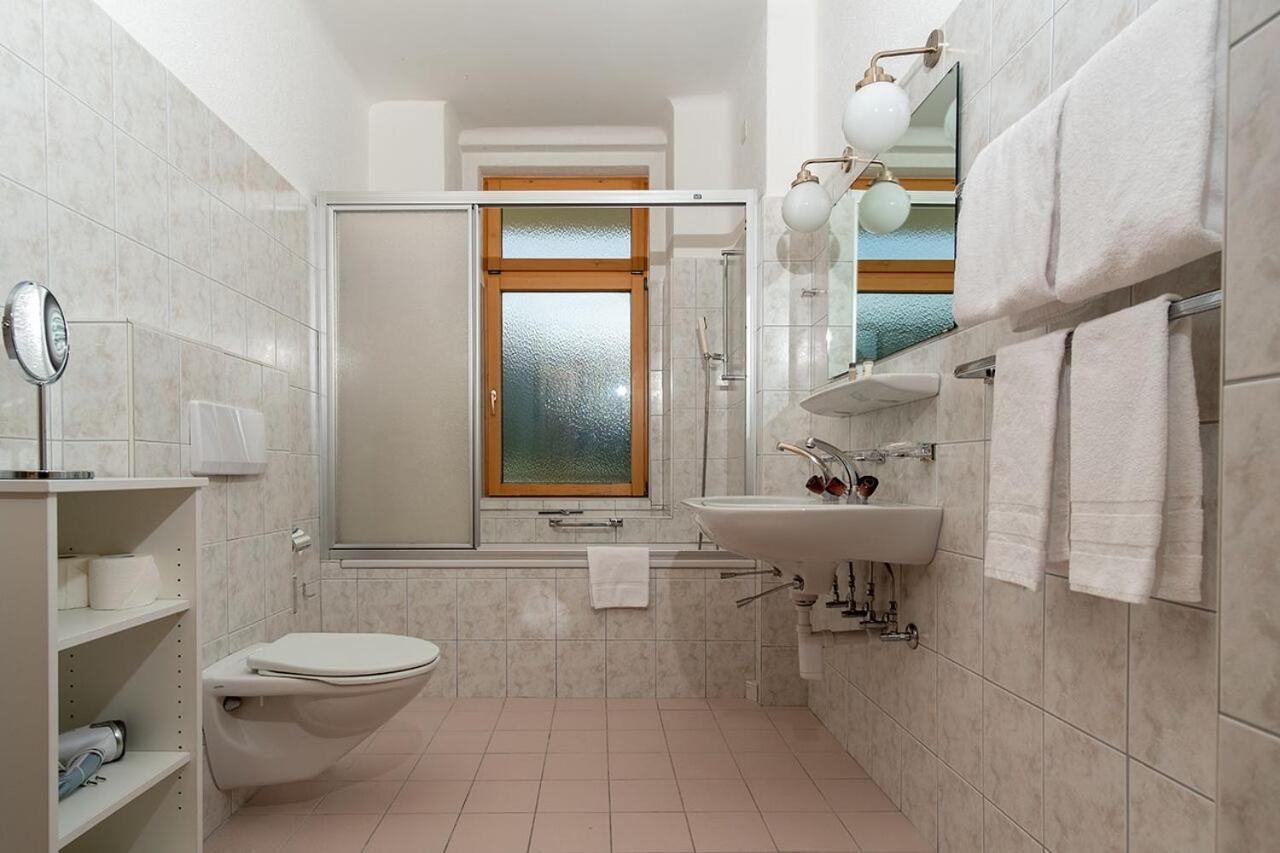 Davos Inn (Adults Only) Ostrava Dış mekan fotoğraf