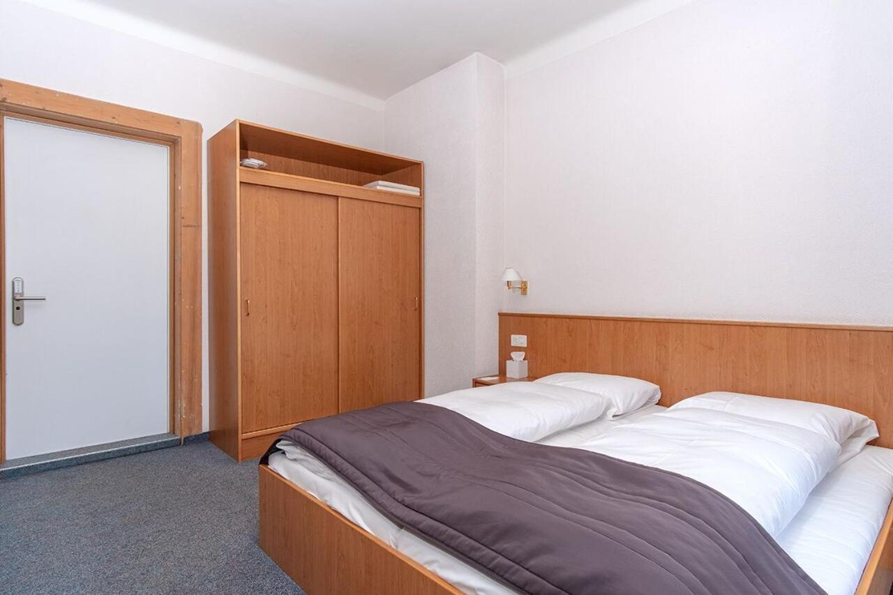 Davos Inn (Adults Only) Ostrava Dış mekan fotoğraf