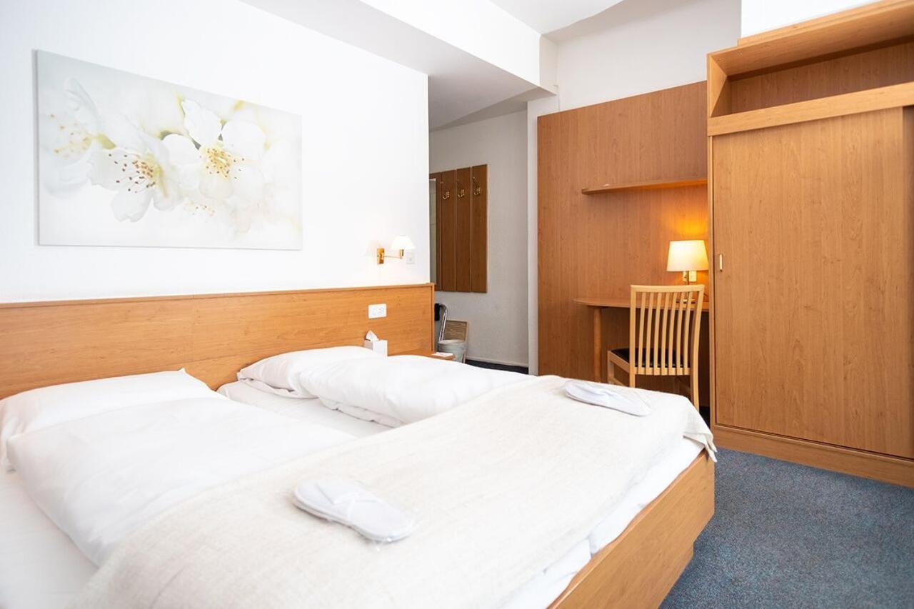 Davos Inn (Adults Only) Ostrava Dış mekan fotoğraf